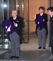 (8)Crown Princess Masako gives birth to girl